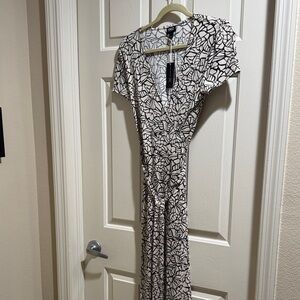 INC International Concepts Black & Cream Printed Wrap Maxi Dress